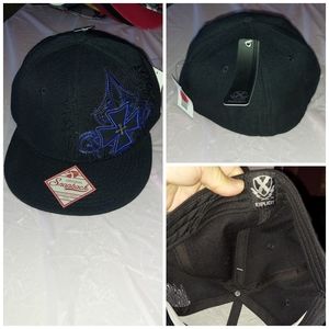 Explicit flex hat black with blue design